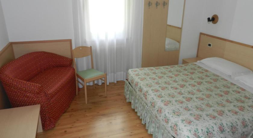 Maffei Ξενοδοχείο Pinzolo Δωμάτιο φωτογραφία